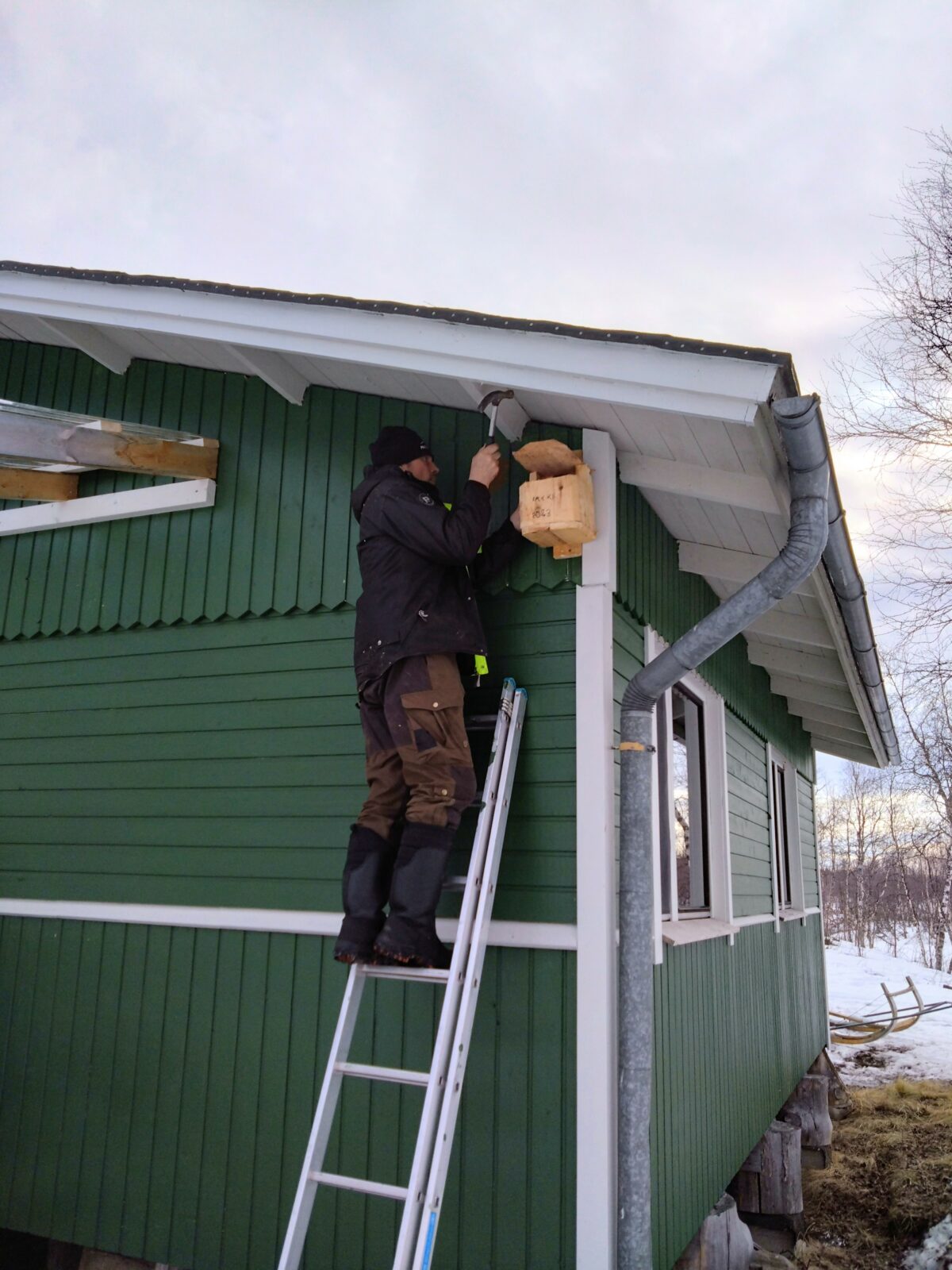 Huhtikuu