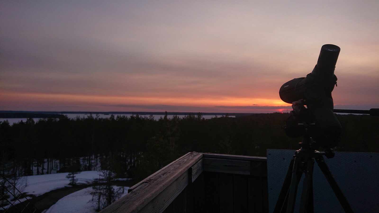 Huhtikuu