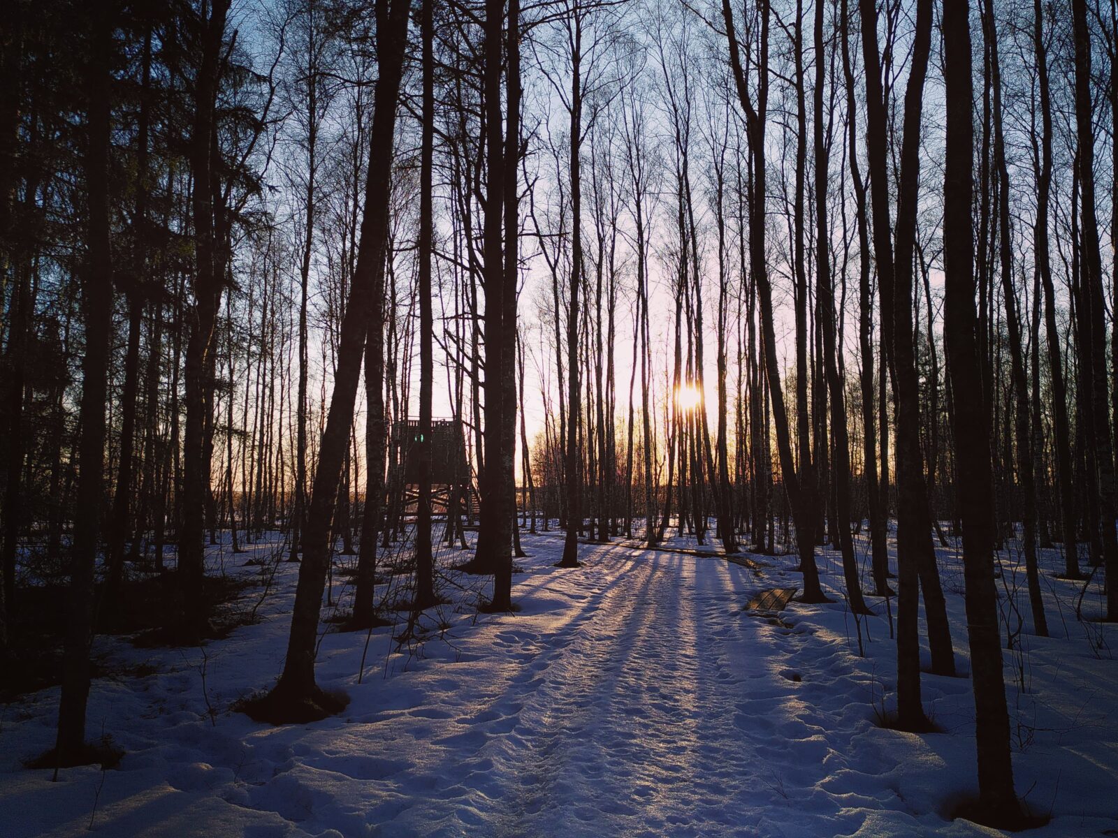 Huhtikuu